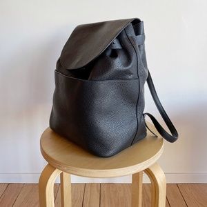 Cuyana Black Leather Backpack